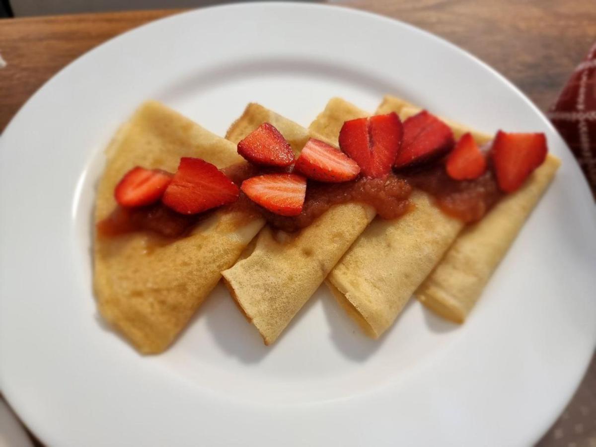 Girgola Bed & Breakfast Mestia Eksteriør bilde