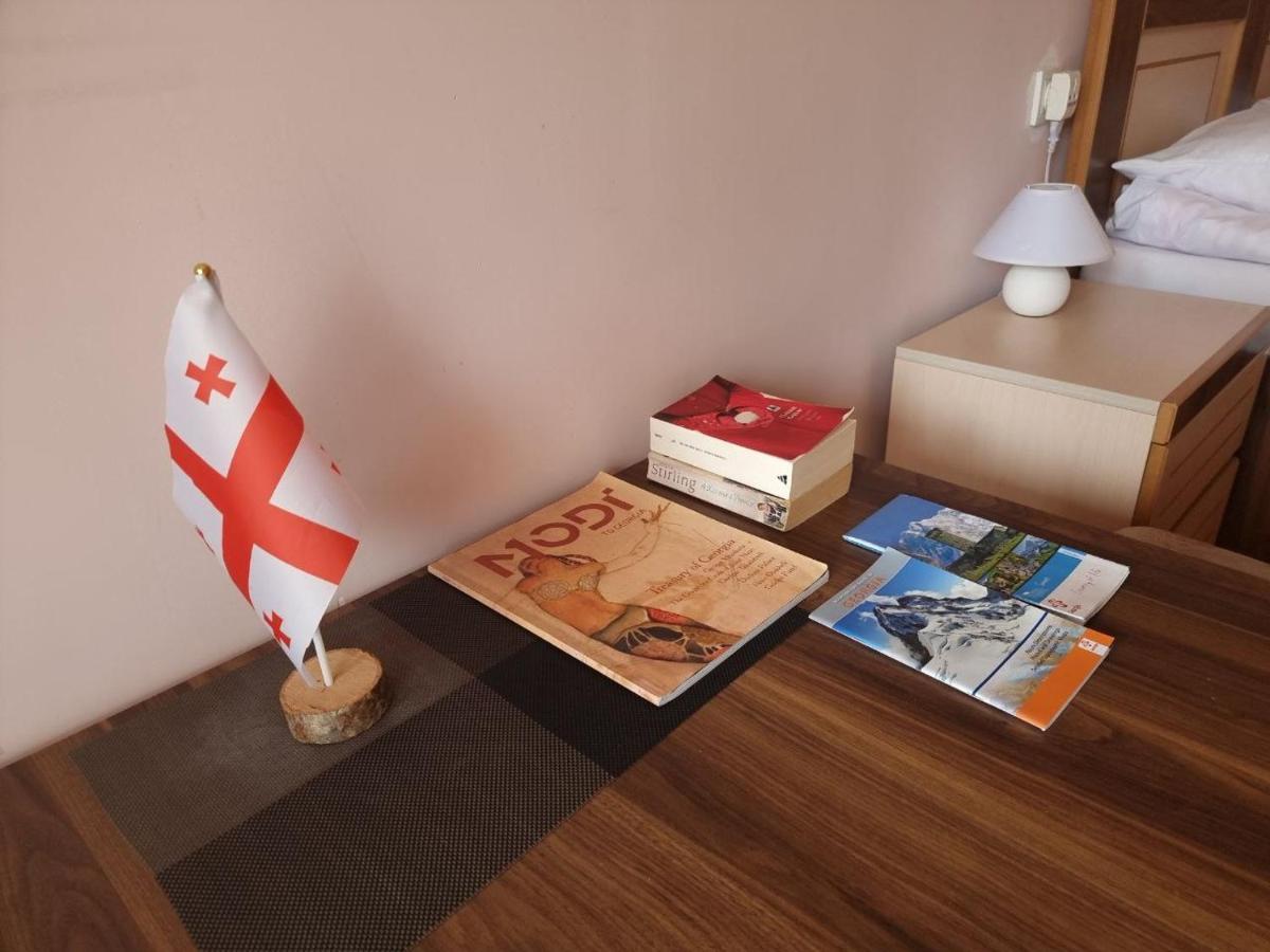 Girgola Bed & Breakfast Mestia Eksteriør bilde