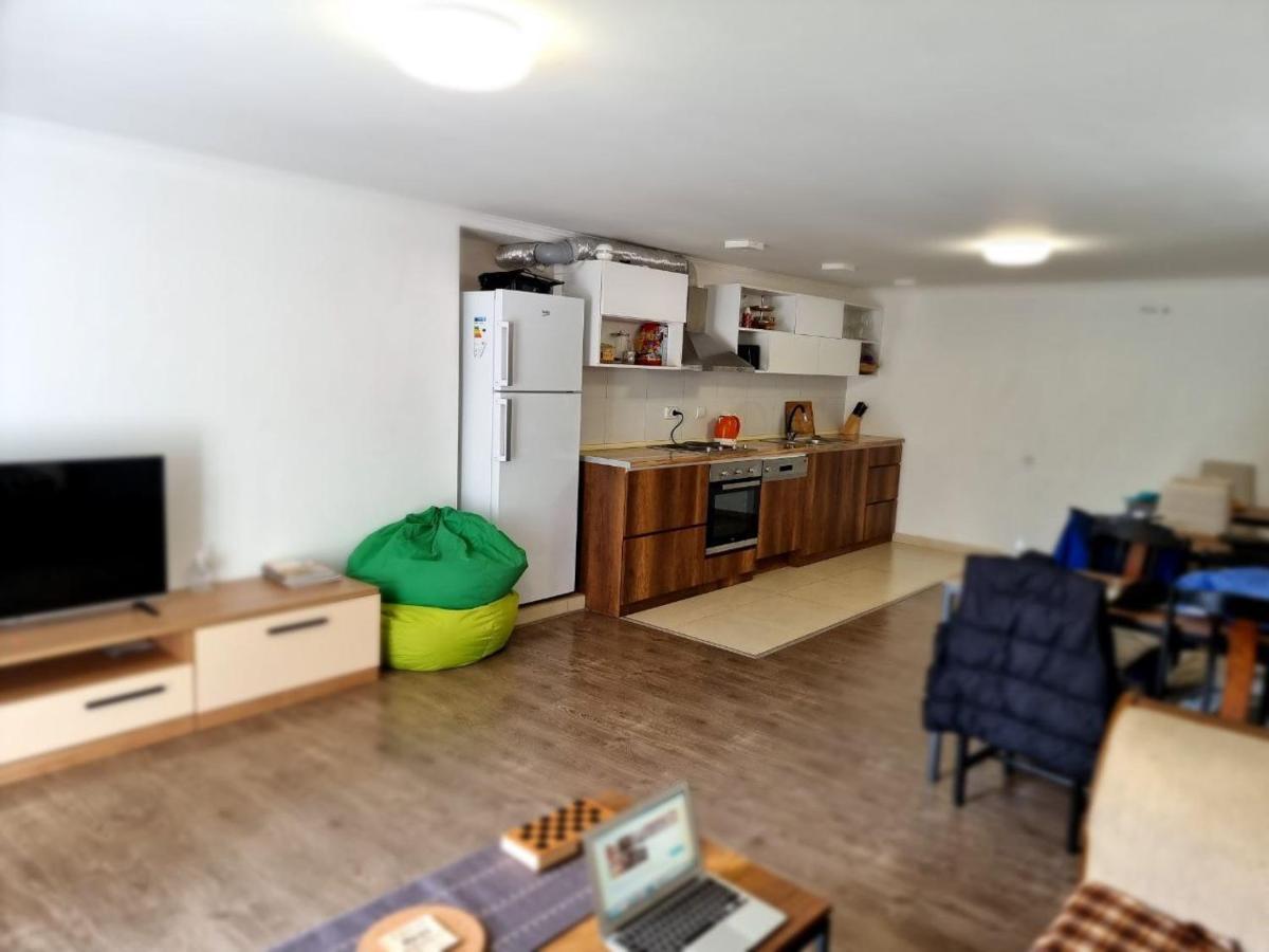 Girgola Bed & Breakfast Mestia Eksteriør bilde